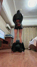 【美娜格格】短靴踢踹踩踏-狂抽耳光bf52442封面图