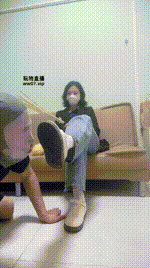 【刘二狗】素人S-小白鞋白袜踩踏鞭打bf53295封面图