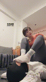 【凤主】窒息-瑜伽裤坐脸 臭脚丫捂脸bf53345封面图