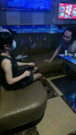 【奈米】KTV-开发陪酒小妹做S【双视角版】bf53688_2封面图