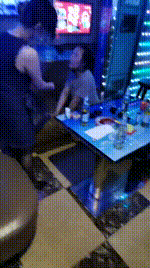 【奈米】KTV-开发陪酒小妹做S【双视角版】bf53688_1封面图