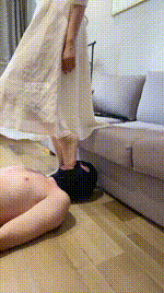 【暖S】转胯狗爬-白袜脚玩虐bf53835封面图