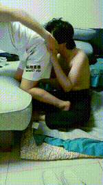 【樊儿】玉足狂舔-电击虐乳JS250512-29封面图