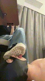 【玥野兔】沉浸式-舔脏鞋白袜JS250510-17封面图