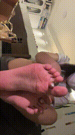 【汐言】脚底口水灯250521-21封面图