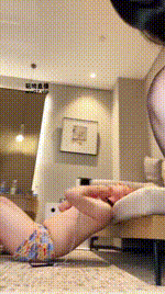 【茹雪】3S-超美模特坐脸轮流虐【三视角版】JS250510-32_2封面图