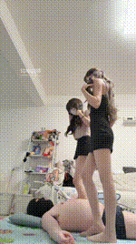 【一唯】超美姐妹花丝袜美腿虐杀【双视角版】bf54092_1封面图