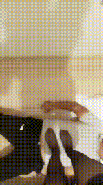 【亿姐】土狗黑丝踩踏舔脚伺候JS250710-15