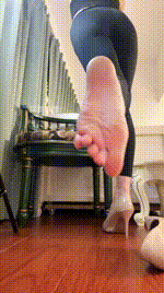 【奶豆包】瑜伽裤高跟鞋250718-17封面图