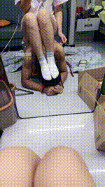 【陌离】白袜脚碾压踩贱奴JS250605-26封面图