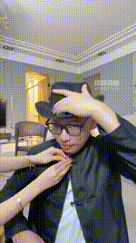 【泡芙】网红女主播开发郭总舔黑丝bf55915封面图