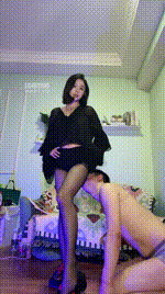 【浅浅】黑丝美腿虐杀猥琐奴【双视角版】bf53873_1封面图