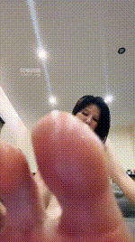 【无敌娘子】爬到主人脚边来跪着被羞辱250607-26封面图