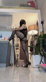 【覆面小妈】极光黑丝高跟250823-5_1封面图