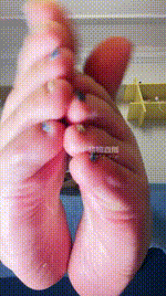 【颜主】爬进来舔裸足250821-29封面图