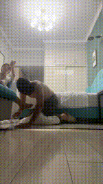 【小凤梨】双S-纹身小妹的脚下奴【双视角版】JS250816-22_2封面图