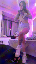 【白鹭】小白鞋白袜踩贱奴【双视角版】bf57705_1封面图