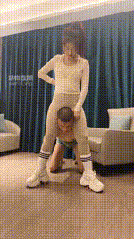 【贺贺】运动鞋白袜踢踹踩虐bf57291