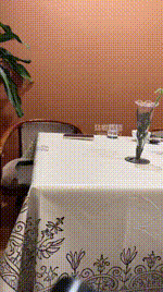 【南烟】餐厅桌底踩踏喂食母狗bf58513_2封面图