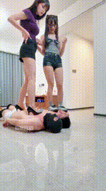 【腿腿】双S双M-轮流踢裆踩踏【双视角版】bf58505_1封面图