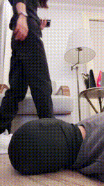 【siu姐姐】运动鞋脏臭棉袜碾压踩bf50642封面图