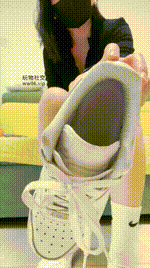 【小妮】白袜羞辱滚进来250126-11封面图