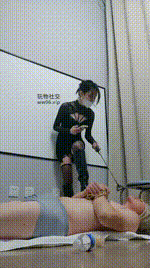 【喵酱紫】长靴高跟踩虐贱奴_鞭打JS250118-22