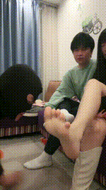 【思迁情侣s】伺候情侣主-恋足口水bf50574封面图