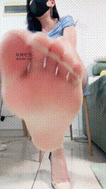 【小妮】短肉丝香水羞辱250118-30封面图