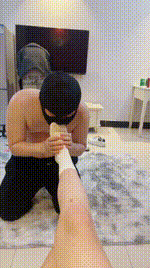 【困困】黑丝+白袜诱惑-赏赐圣水_鞭打耳光【双视角版】JS250220-28_1