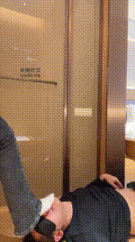 【奈奈sama】耐克鞋白袜踩踏_狂舔脚趾缝bf48921封面图