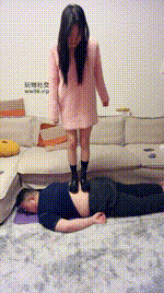 【埋汰】骑马抽耳光_黑丝脚踩虐bf49105封面图