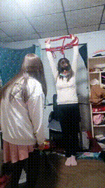 【伪娘和人妻】吊绑重度虐打邋里邋遢的狗JS241217-1封面图