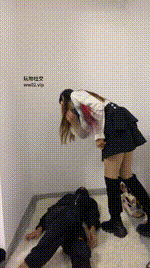 【沐沐大大】双S-鞭打_跪舔长靴网袜_踩踏踢踹_骑马bf46459_2封面图