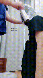 【拽拽】保鲜膜窒息_闻舔粉棉袜_清理脏长靴JS241017-39封面图