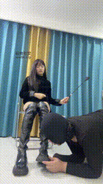 【素人挖掘机】长靴S踢踹踩踏_骑马转胯_原味棉袜玉足舔bf48232封面图