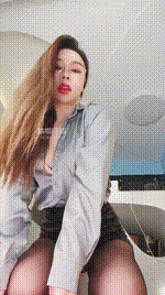 【小妈】胯下诱惑251123-33封面图