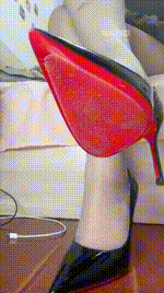 【咬猫】绿帽老婆出轨伺候做251111-23封面图