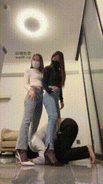 【诗诗】双S-高跟黑丝踩虐_抽耳光_转胯狗爬_赏赐圣水【双视角】bf49330_2封面图