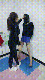 【西安三姐】暴力踢踹踩踏JS251114-24封面图