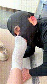 【风吟】揪耳朵吃烟灰-强迫舔脏鞋白袜bf59223封面图