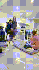 【芭比大人bbo】情侣主踩虐闺蜜犬bf59186封面图