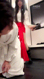 【智恩姐姐】陪酒小妹暴揍纹身哥【双视角版】bf59603_2