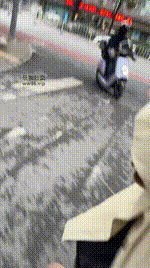 【素人挖掘机】学生S-手捂窒息_白袜脚捂脸狂吸JS241207-12